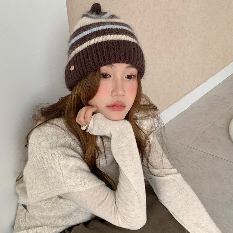 Милая полосатая шапка-бини с з – обзор и цена Beanie Cuffed Knit