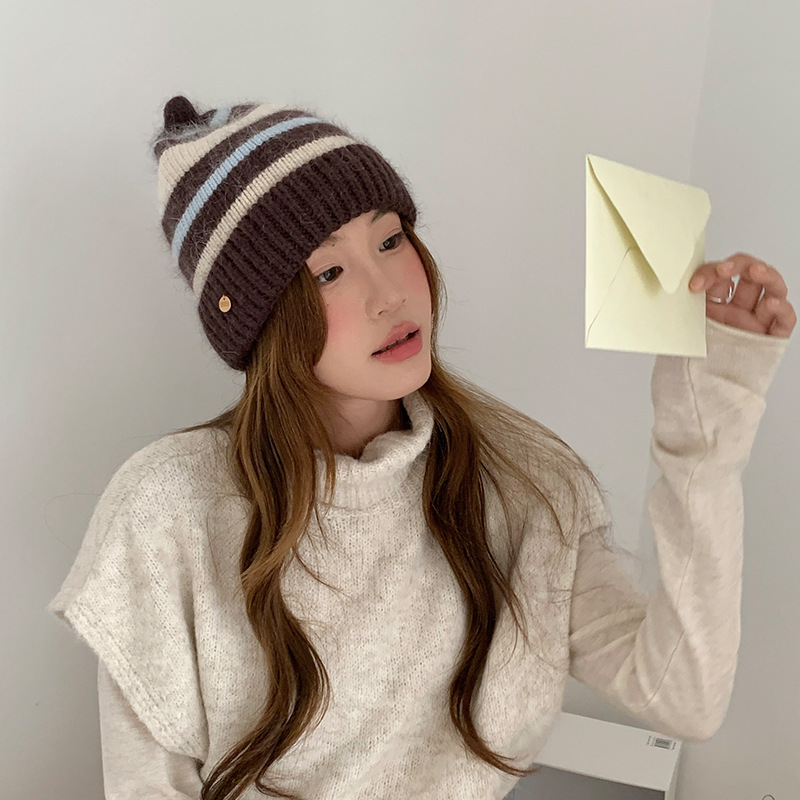 Милая полосатая шапка-бини с з – обзор и цена Beanie Cuffed Knit